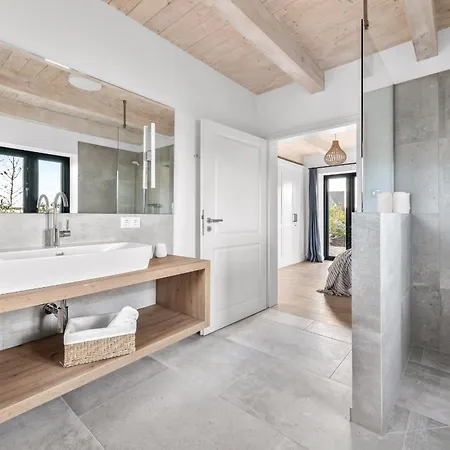 Entdecke Reethueues 28 - Ihr Neues Schleiferienhaus In