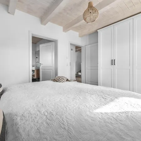 Holiday home Entdecke Reethueues 28 - Ihr Neues Schleiferienhaus In *