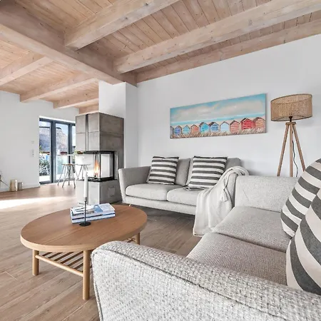 Entdecke Reethueues 28 - Ihr Neues Schleiferienhaus In
