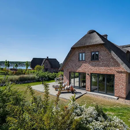 Entdecke Reethueues 28 - Ihr Neues Schleiferienhaus In 別荘 カッペルン